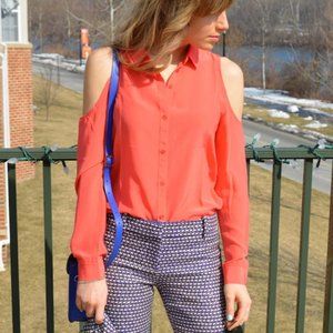 Trouve Cut-out Cold Shoulder 100% Silk Button-Up Collared Coral Top